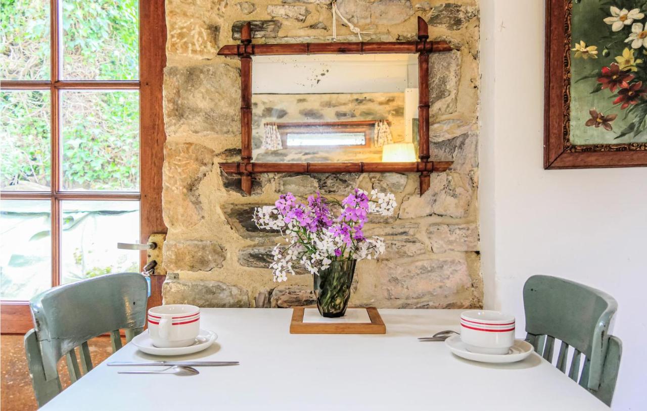 Stunning Home In Quettehou With Wifi 외부 사진